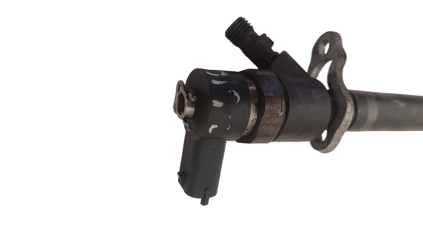 2006-2014 Volvo XC90 D5 Fuel Injector 30750283