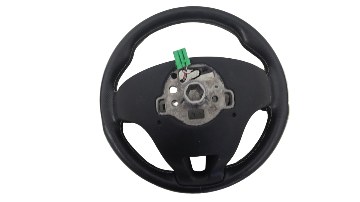 2022-2024 Volvo XC40 Ultimate Recharge Twin Electric AWD Steering Wheel 31332927 — Genuine, Grade A