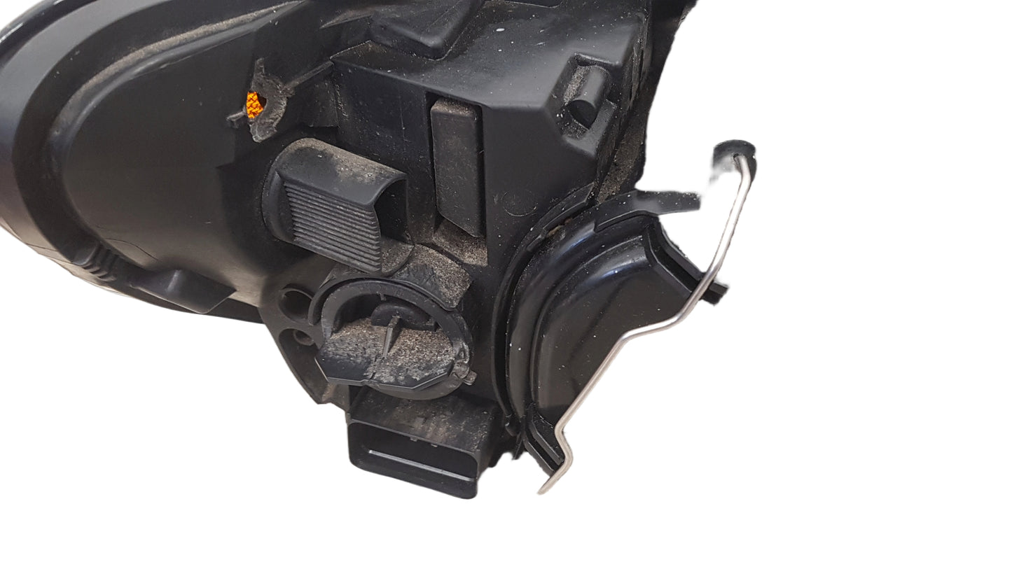 Volvo C30 Left Headlight Left 2006-2012 30657174 12M Warranty