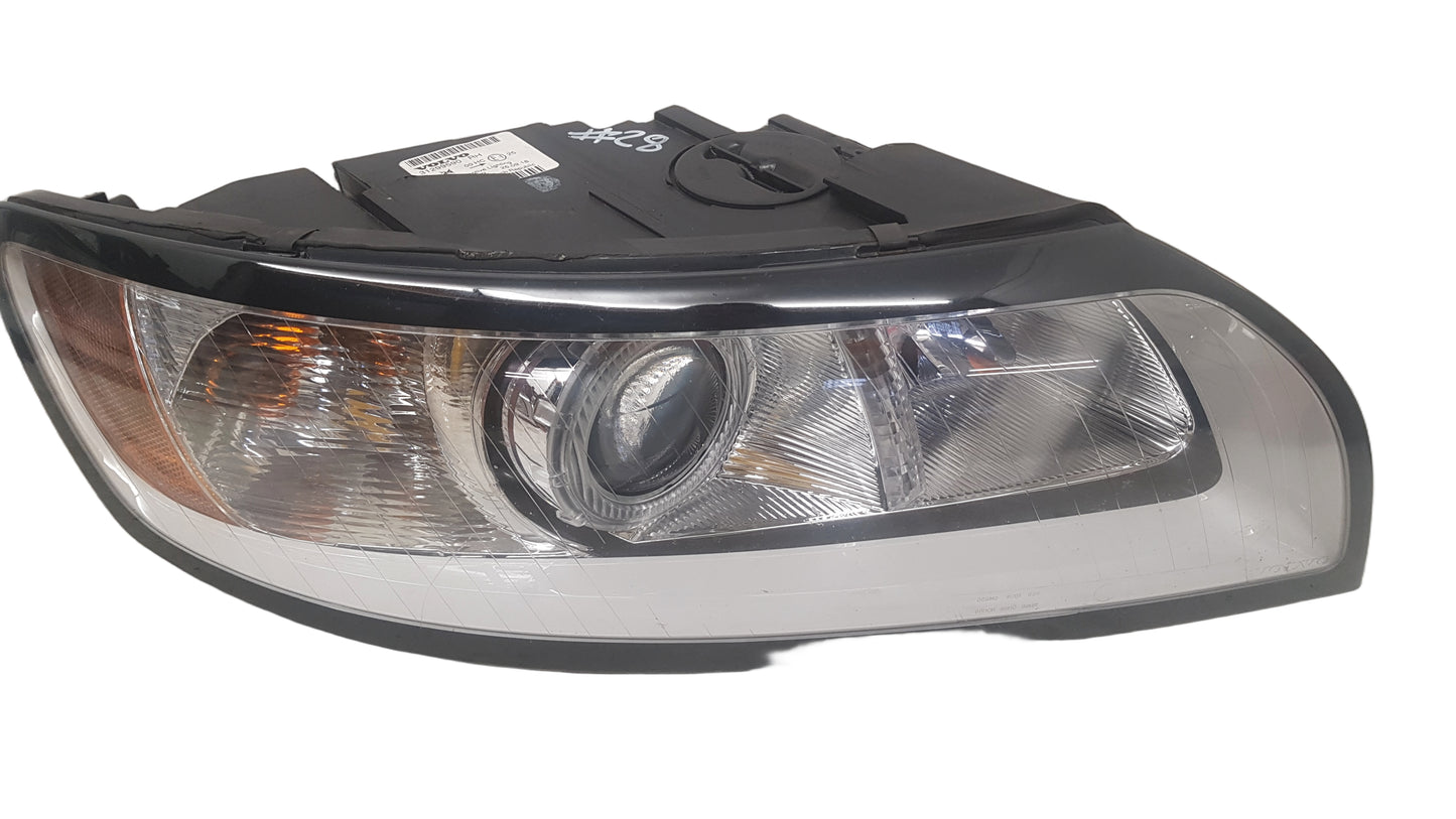 2004-2012 Volvo S40 II Right Driver Headlight 31299590