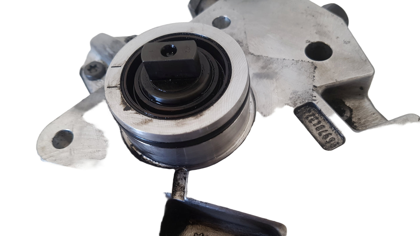 2007 Volvo XC90 D5 Fuel Pump 30756125