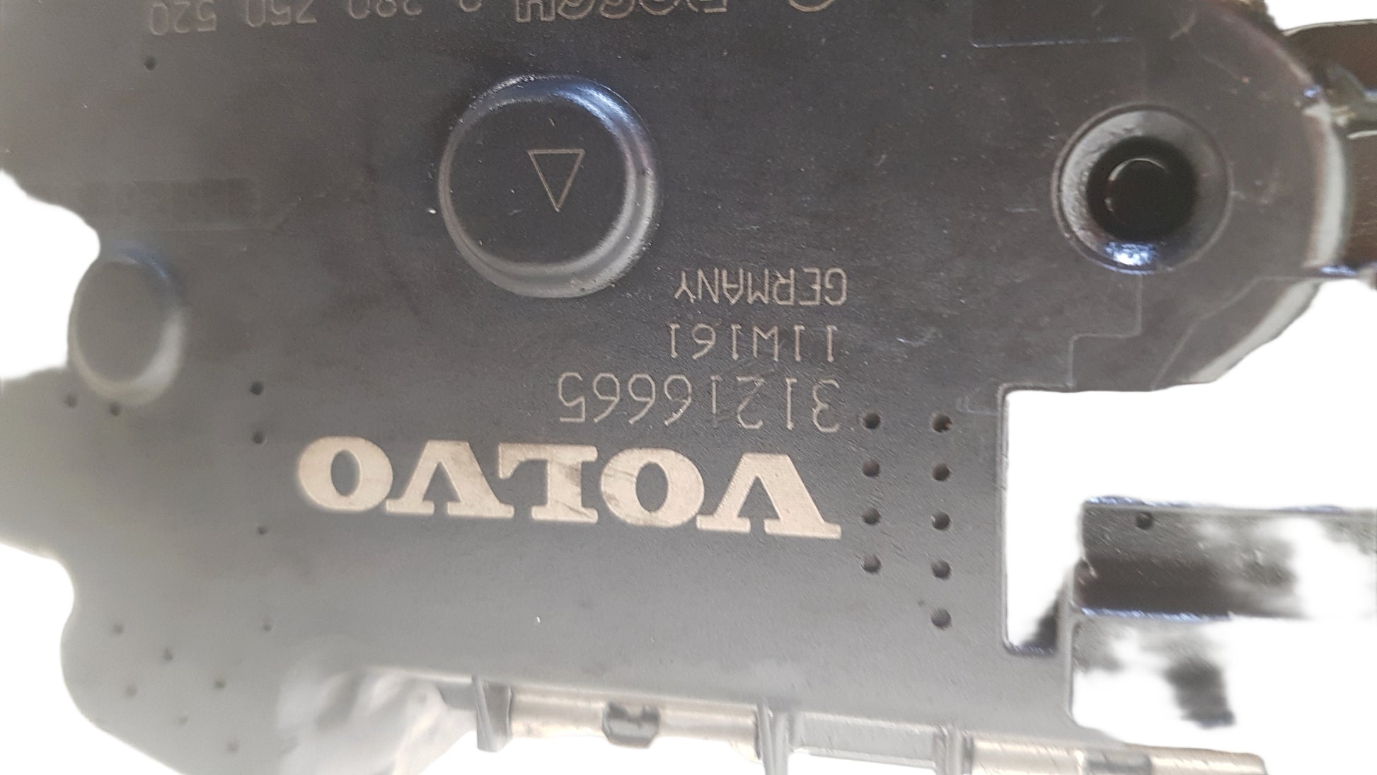 2006-2013 Volvo C70 D4 Throttle Body 31216665