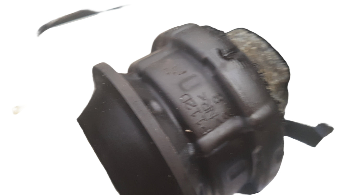 2016-2023 Volvo XC90 II T8 Right Engine Mount 326F22