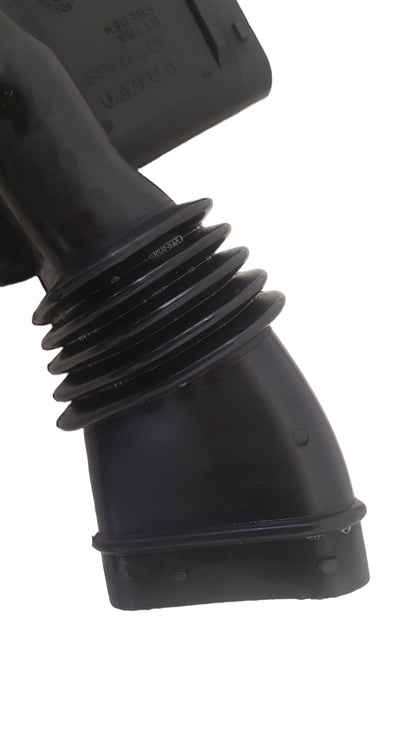 2007 Volvo XC70 Air Cleaner Hose 30741368