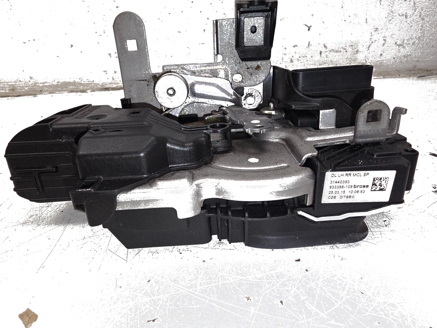 2012-2019 Volvo V40 Left Rear Door Lock Actuator 31440393
