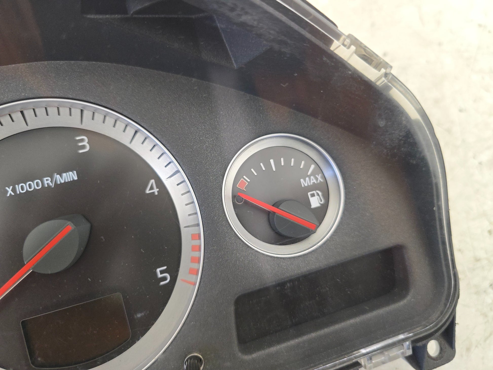 2006-2014 Volvo XC90 D5 Instrument Cluster 30765610