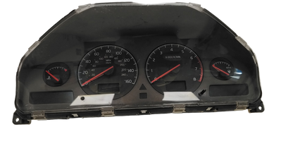 9499669 Volvo V70 Instrument Cluster Speedo Clocks 2000-2004 2401cc Diesel Automatic Genuine