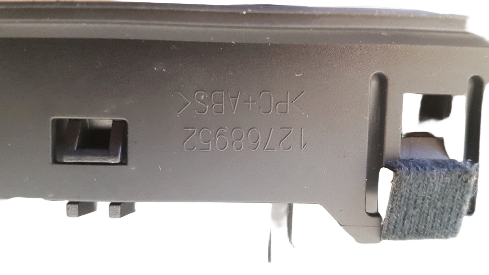 2002-2012 Saab 9-3 YS3F Dash Air Vent Centre 12768952