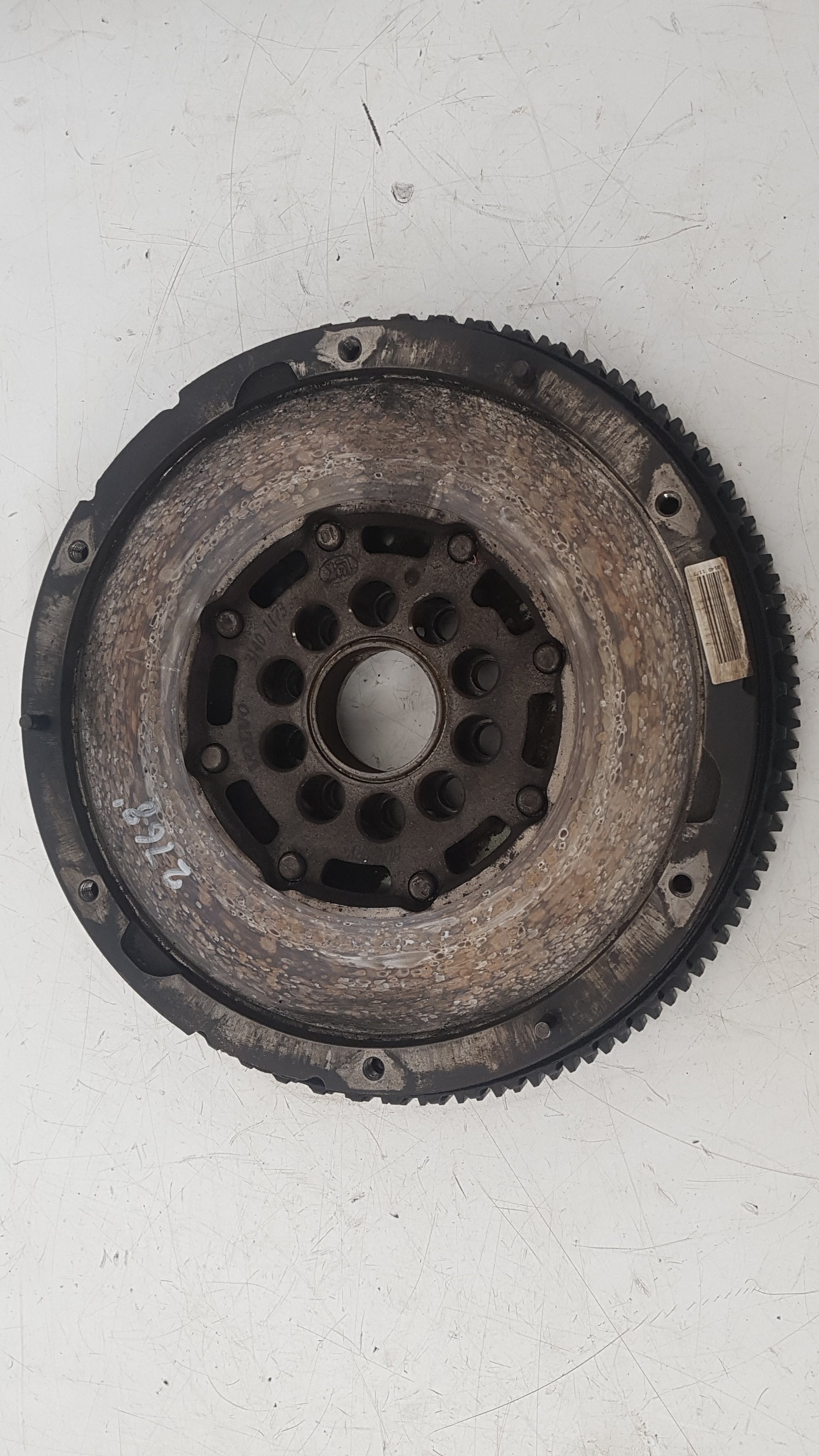 2012-2015 Volvo V40 Dual Mass Flywheel 31401173