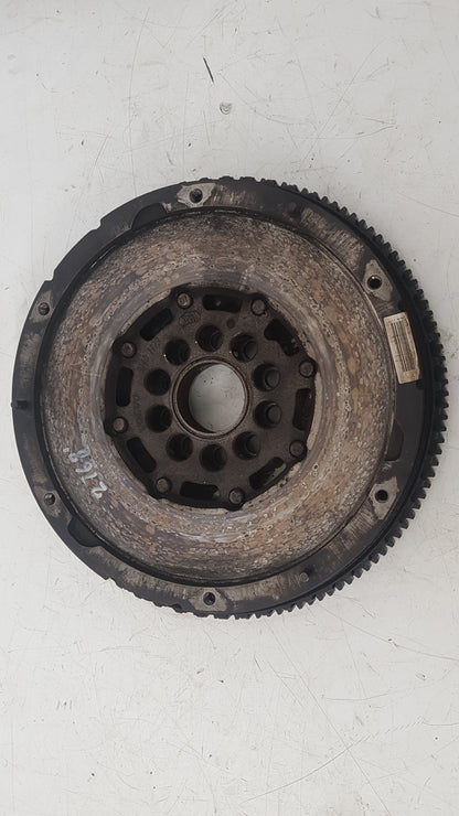 2012-2015 Volvo V40 Dual Mass Flywheel 31401173