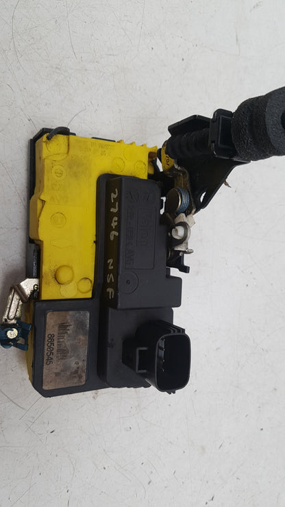 2005 Volvo V70 Front Passenger Door Lock Actuator 8650545