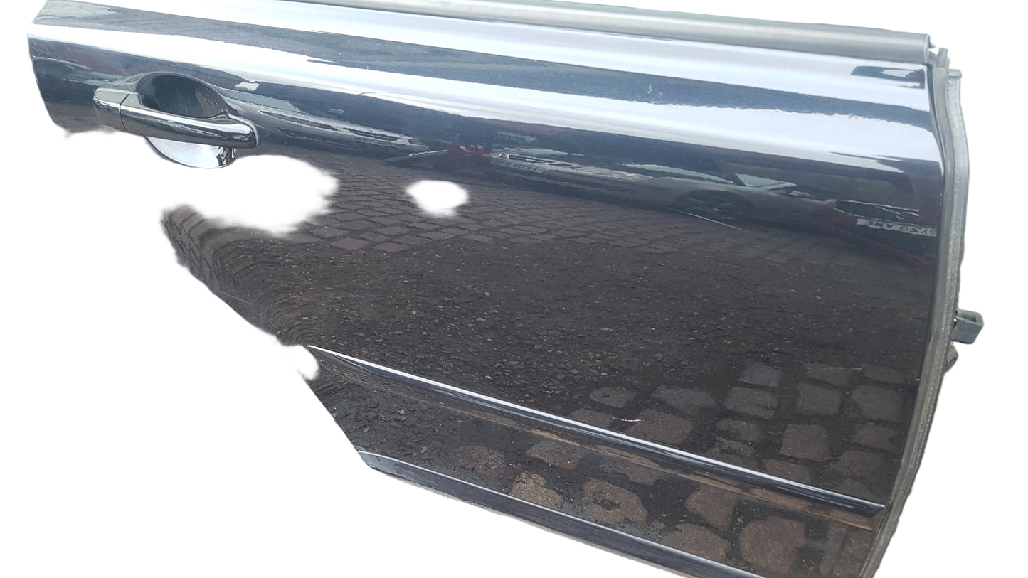 2008-2012 Volvo V50 Rear Door RH Drivers Side VRAC Grade B 12 Month Warranty