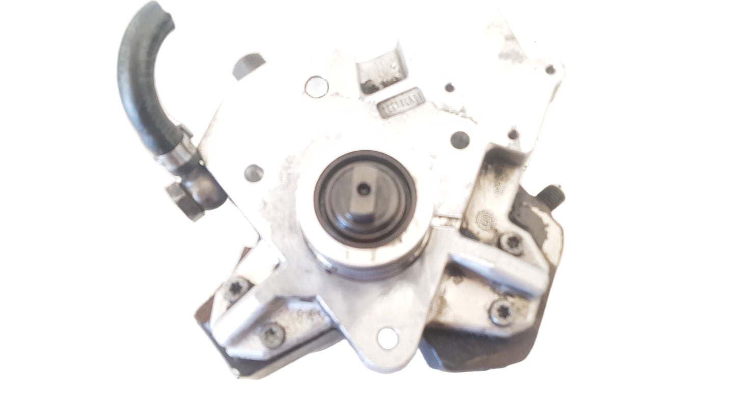 2007 Volvo XC90 D5 Fuel Pump 30756125