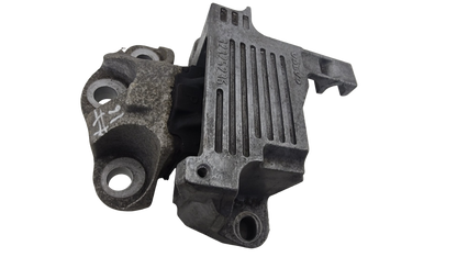 32325236 Volvo XC40 T3 Left Engine Mount 2018-2025 1477cc Petrol Automatic — VS Breakers