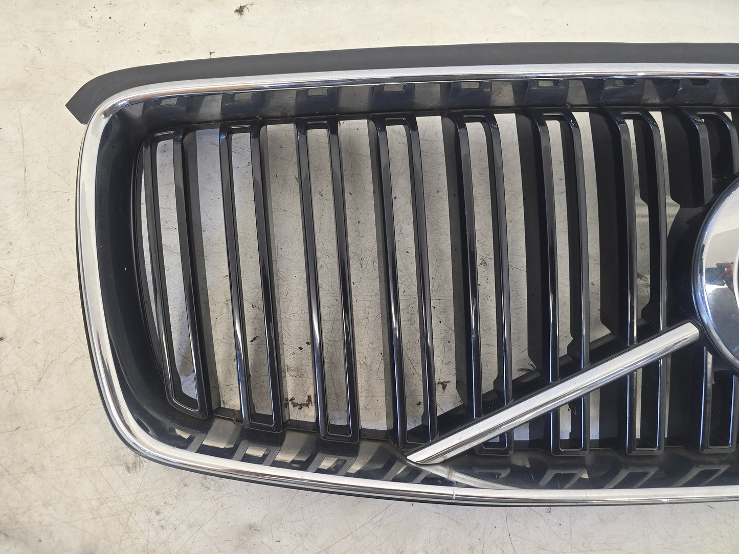 2016 Volvo XC90 II OEM Part 31479207