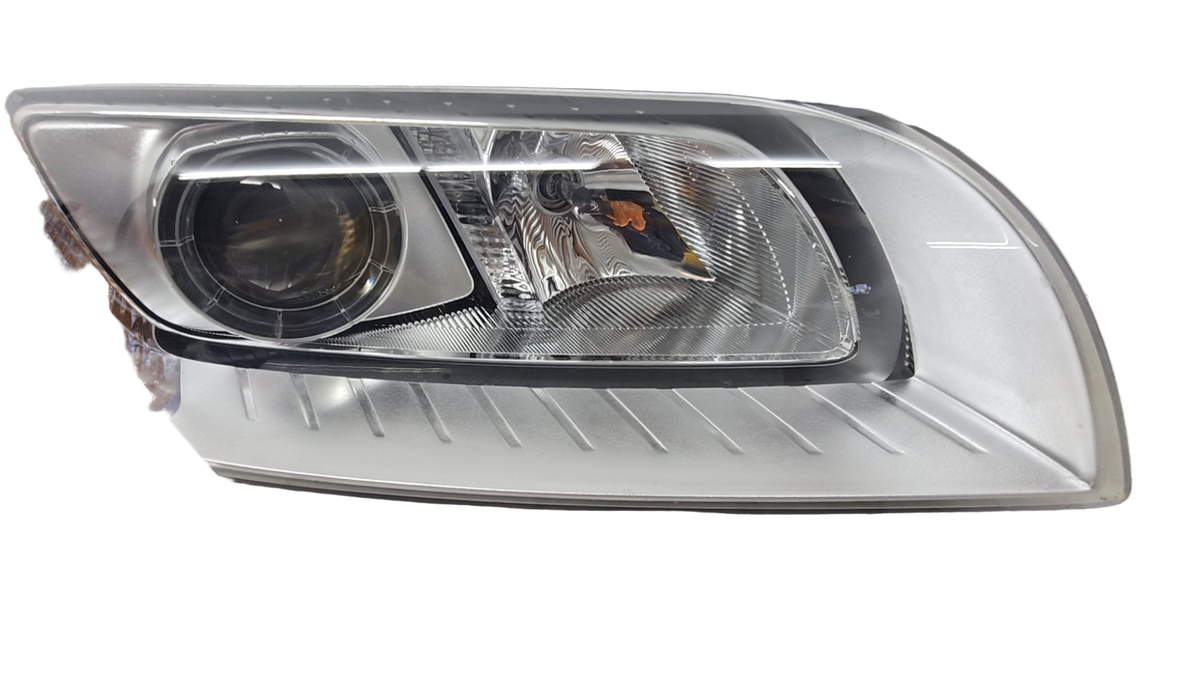 31214350 Genuine Volvo V70 III Right Xenon Headlight 2008–2011 — Also Fits XC70 2008–2014