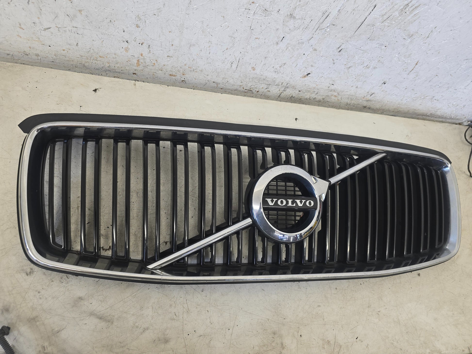 2016 Volvo XC90 II OEM Part 31479207