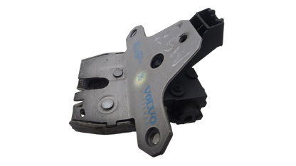 31335045 Genuine Volvo Bootlid Lock Actuator — V60 / S40 / V50 2004–2018