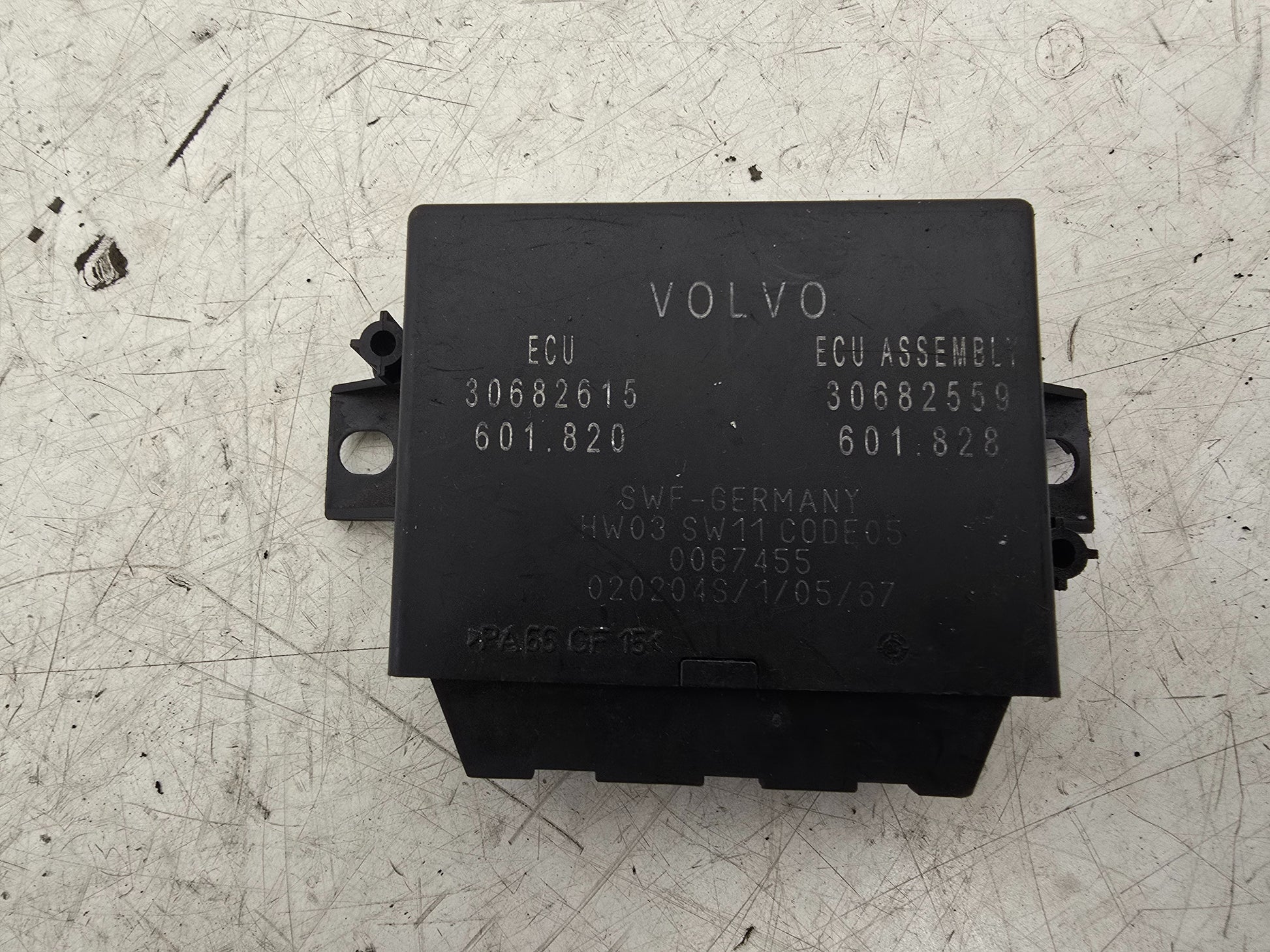 Volvo XC90 Parking Assistant Module 30682615 — photo 3