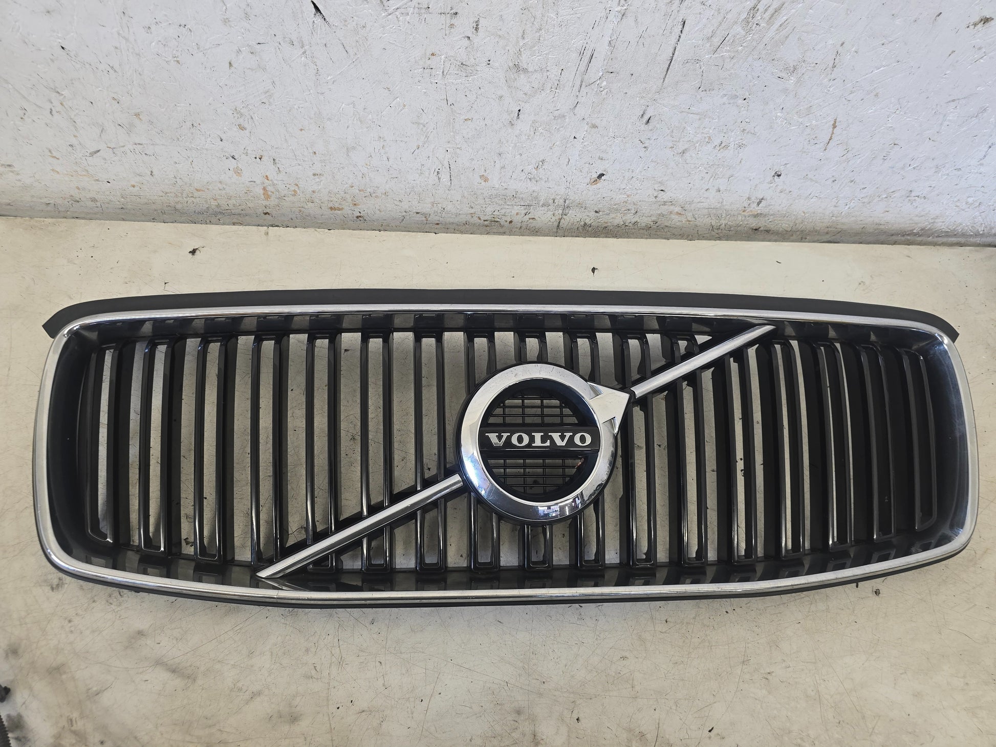 2016 Volvo XC90 II OEM Part 31479207