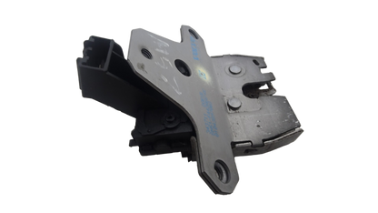 31335045 Genuine Volvo Bootlid Lock Actuator — V60 / S40 / V50 2004–2018