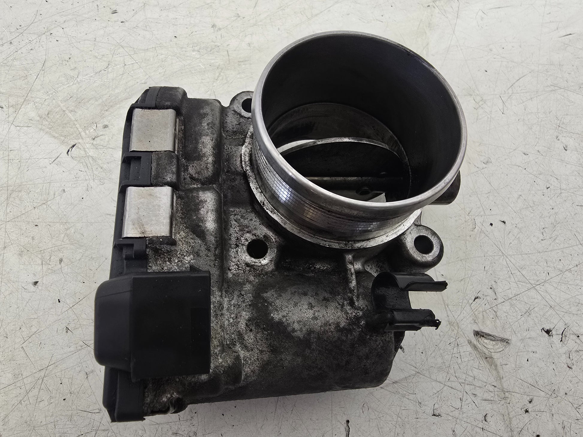 2016 Volvo V60 D3 Throttle Body 31216665