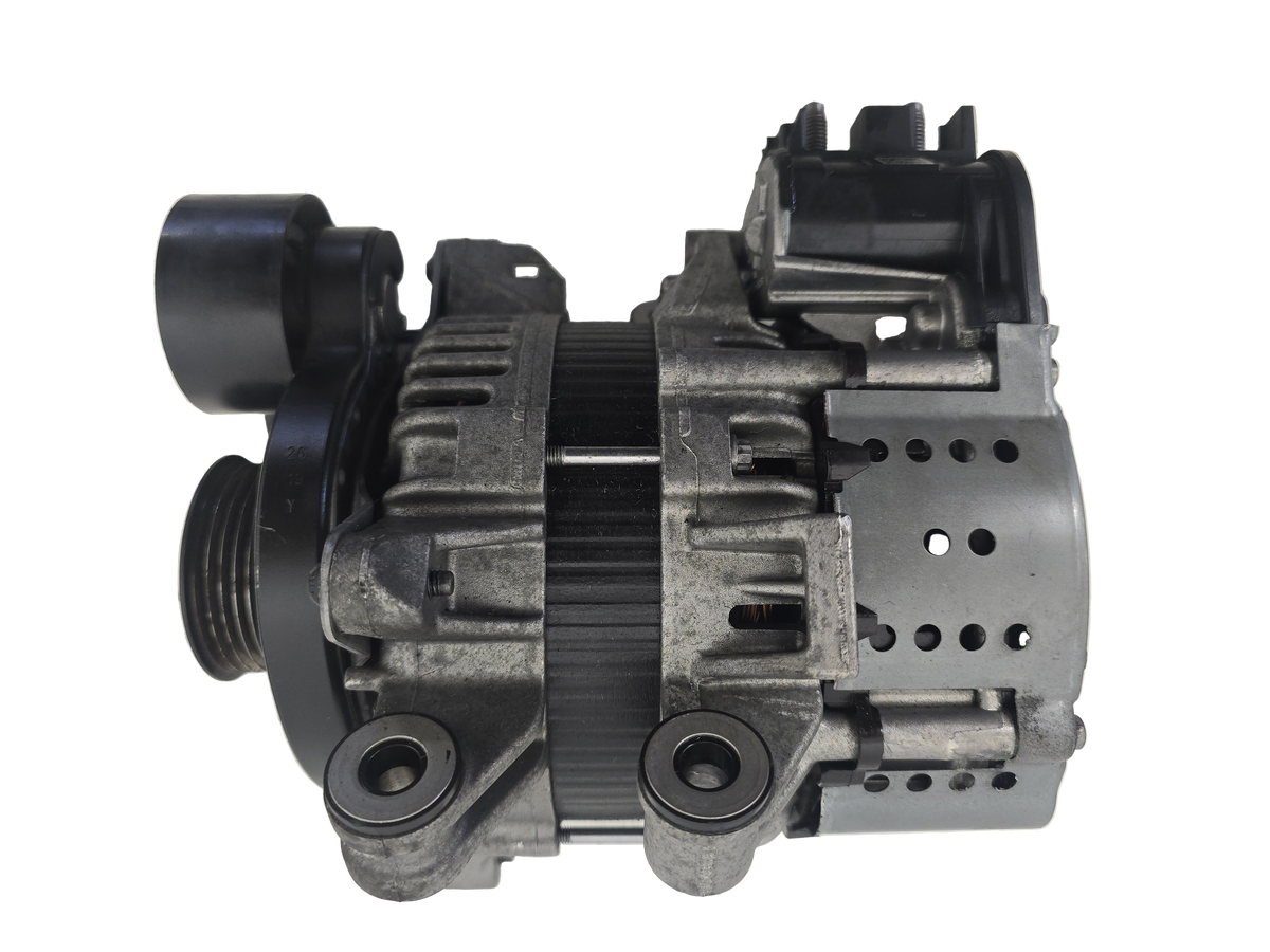 31652870 Volvo XC60 II B4 Mild Hybrid 48V ISAM Alternator 2017–2026 1969cc Diesel AWD — 0127813009