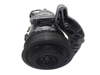 2015-2019 Volvo V40 2.0D A/C Air Con Compressor 31469966 | VS Breakers Nottingham