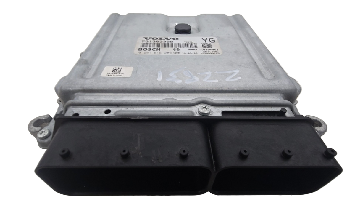 Engine ECU 31303388 0 281 015 286 — Volvo XC60 XC70 S60 V60 2009–2013 2400cc Diesel D5 | VS Breakers
