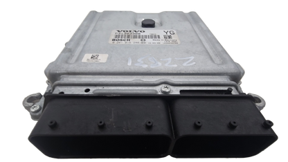 Engine ECU 31303388 0 281 015 286 — Volvo XC60 XC70 S60 V60 2009–2013 2400cc Diesel D5 | VS Breakers