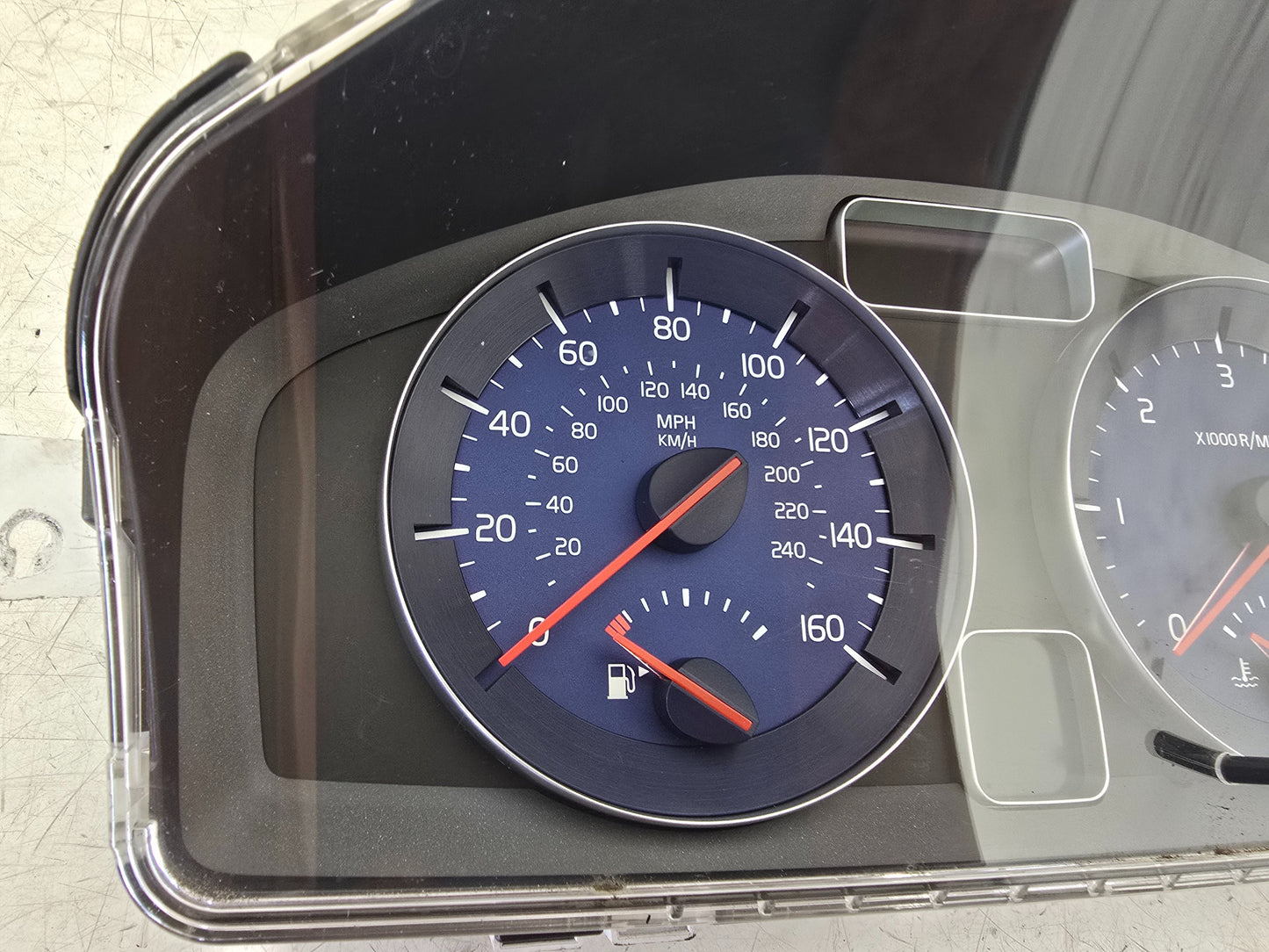 2007 Volvo C30 Instrument Cluster 30695705