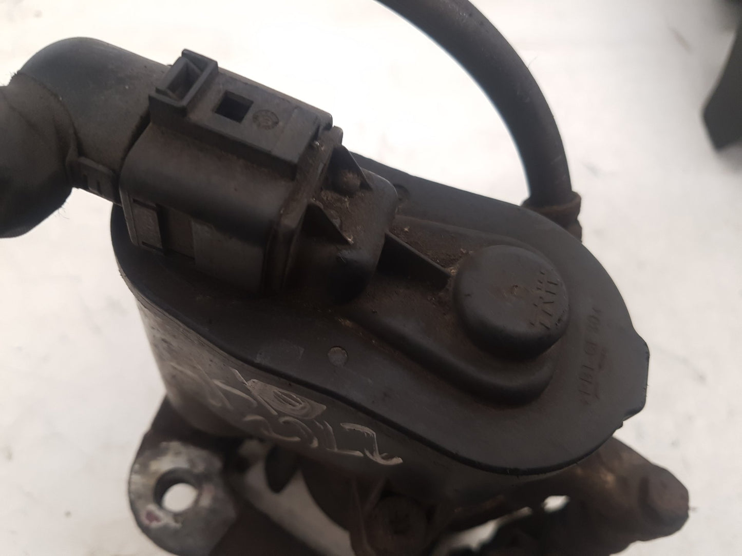 2008 - 2013 Volvo XC60 I 156 Estate Right Rear Caliper 32332594