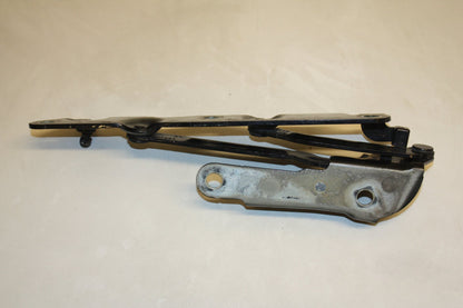 2006 - 2010 Volvo S80   BOOTLID HINGE (PASSENGER SIDE) 30649457