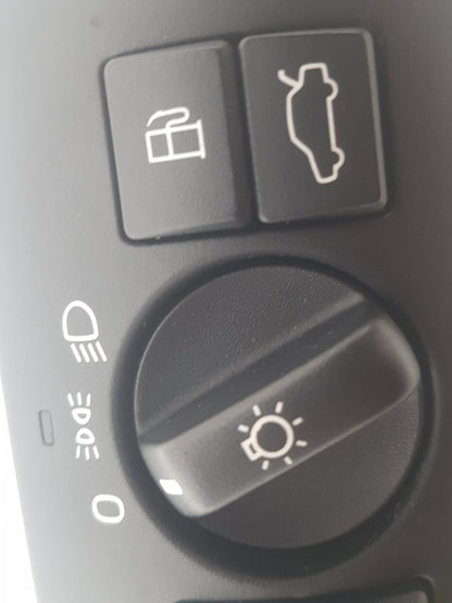 2009 - 2015 Volvo XC60  Estate Headlight Switch 30739434