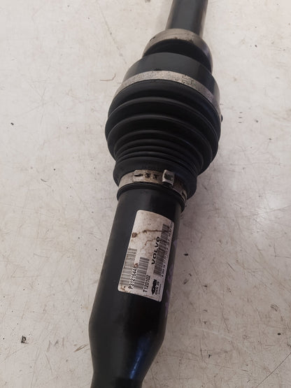 2010 - 2017 Volvo XC60  Estate Driveshaft (Manual) UK Drivers Side Front. 31216448