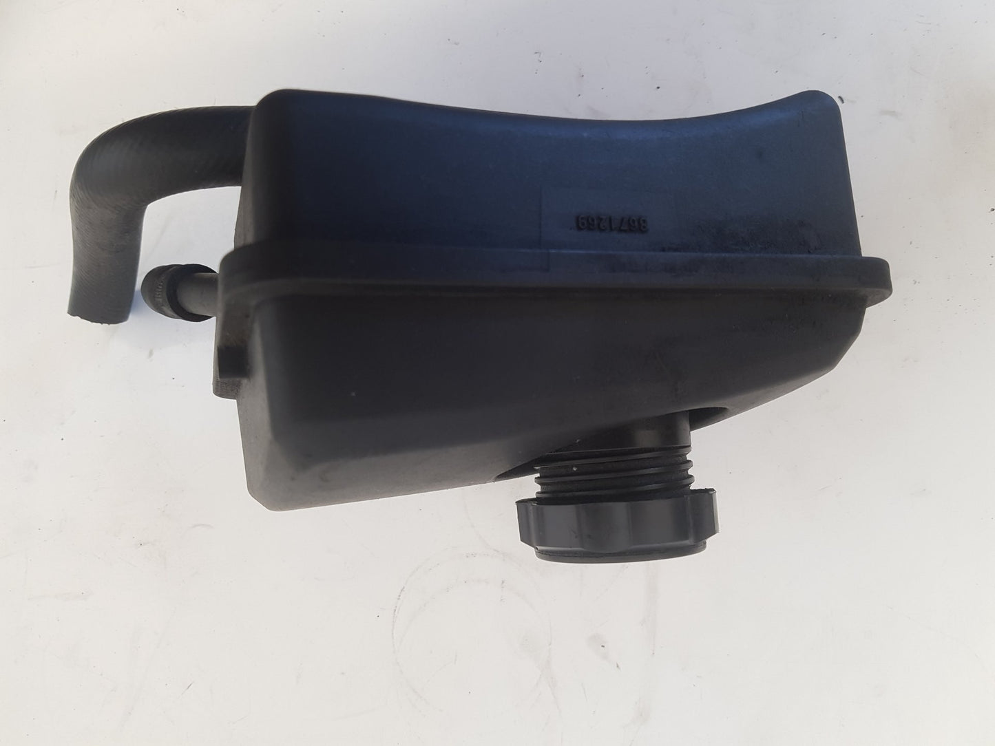 2002 - 2006 Volvo XC90  Estate POWER STEERING RESEVOIR 8671269