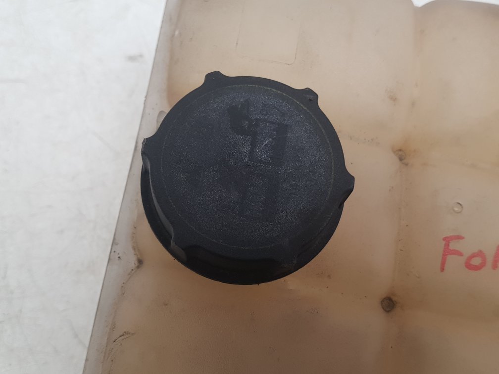 2006 - 2013 Volvo C30  Hatchback Radiator Pressure Bottle 3M5H8K218D2L4A