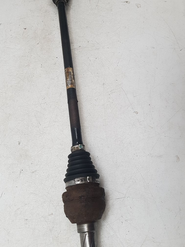 2002 - 2006 Volvo XC90  Estate Right Rear Drive Axle 30759249