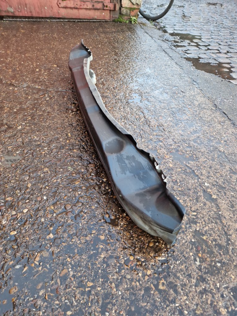 2012 - 2019 Volvo V40  Hatchback Rear Bumper Reinforcer 31299699