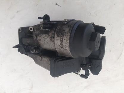 2007 - 2013 Volvo C70  Convertible Oil Filter Housing 31338685