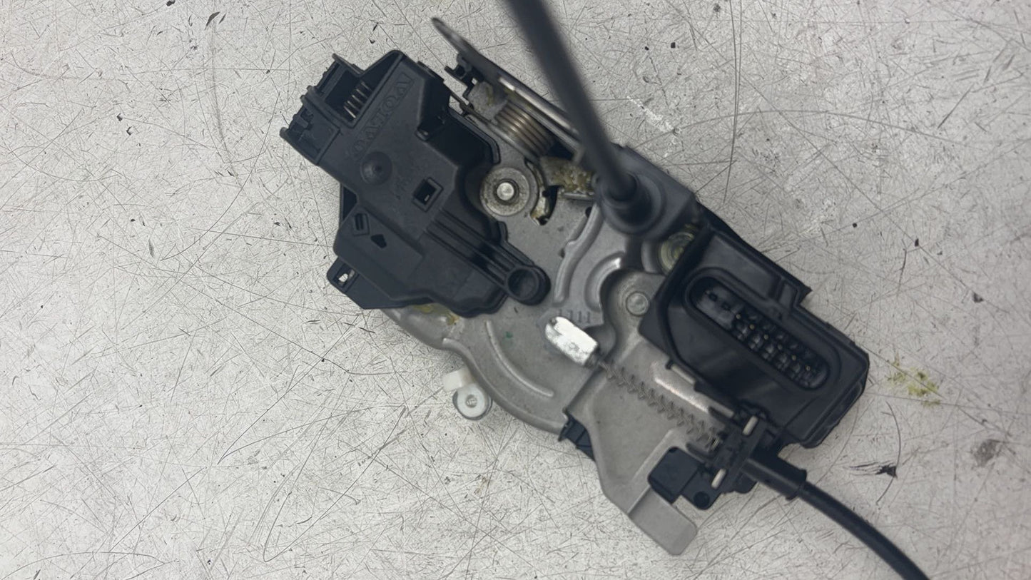 2016 - 2023 Volvo XC90 II 256 Estate Left Front Door Lock Actuator 31349894