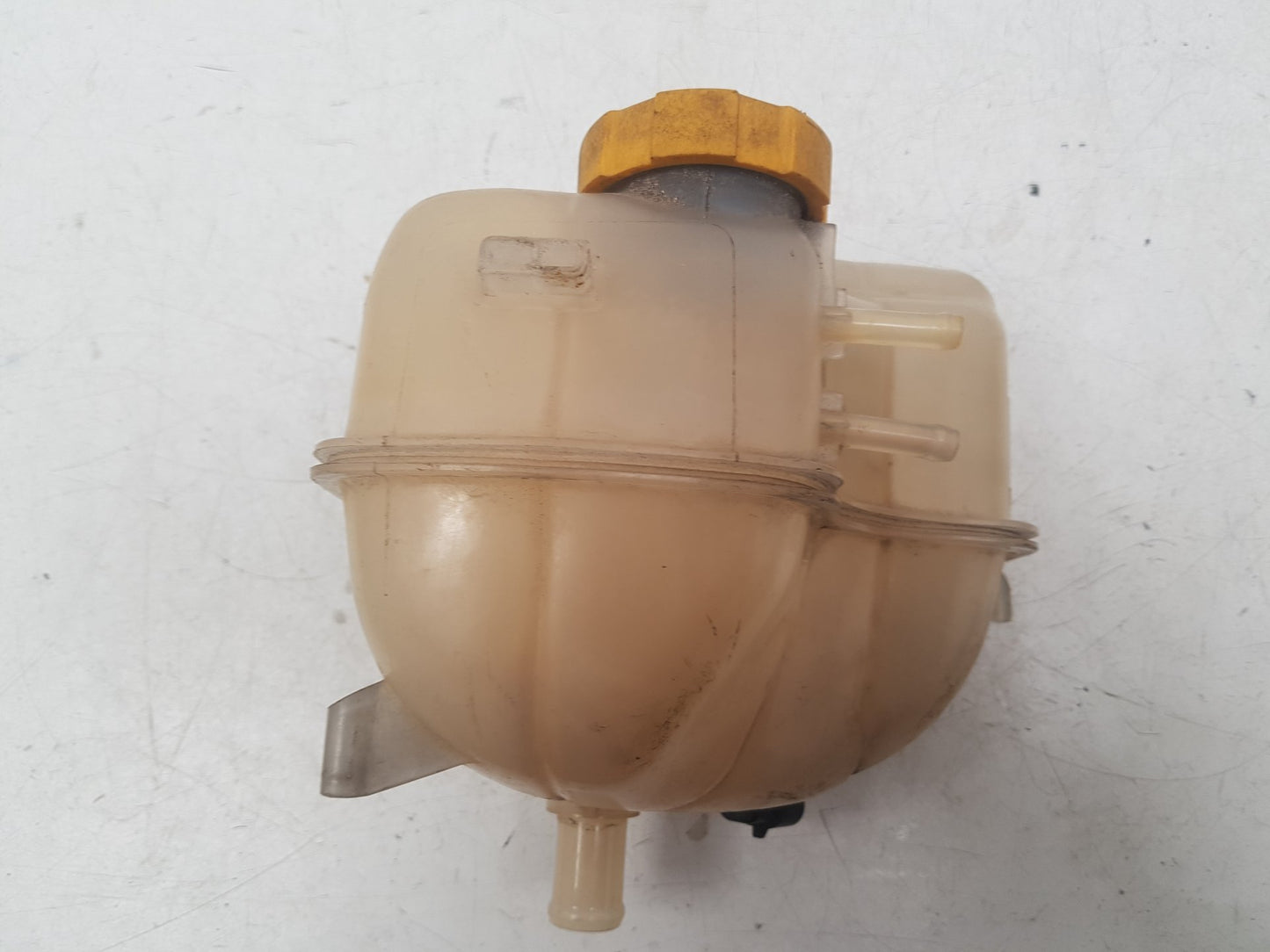 2004 - 2015 Saab 9-3  Saloon Radiator Pressure Bottle 9202100