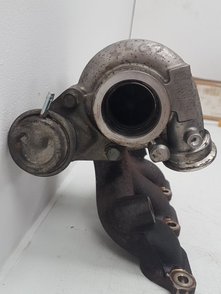 2002 - 2006 Volvo XC90  Estate Turbo Exhaust Manifold 30650209
