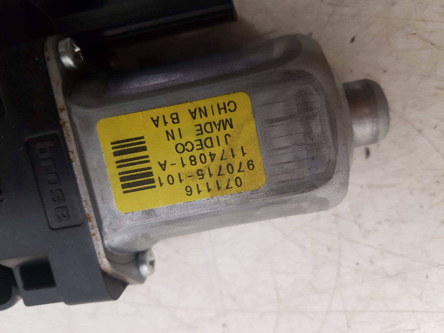 2008 - 2011 Volvo V70  Estate WINDOW REG MOTOR (PASSENGER SIDE REAR) 970715-101