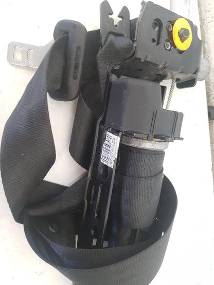 2006 - 2010 Volvo V50  Estate Left Front Seat Belt 8639693