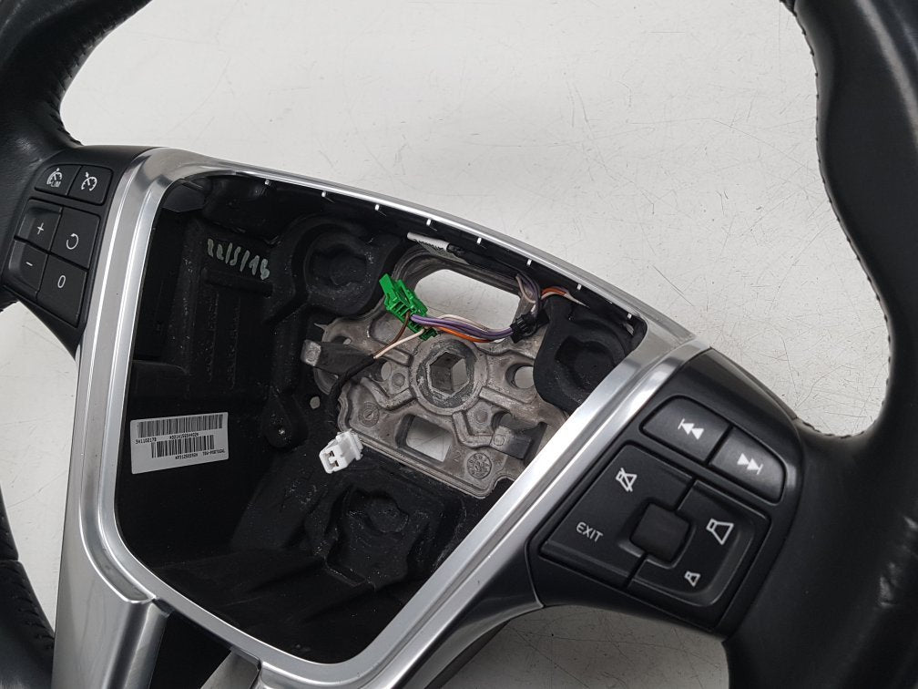 2014 Volvo V40 Cross Country  Hatchback Steering Wheel 31250592
