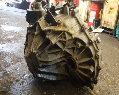 2012 - 2017 Volvo V40  Hatchback Manual Gearbox 1285272