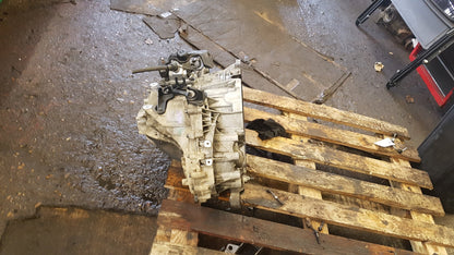 2012 - 2017 Volvo V40  Hatchback Manual Gearbox 1285236