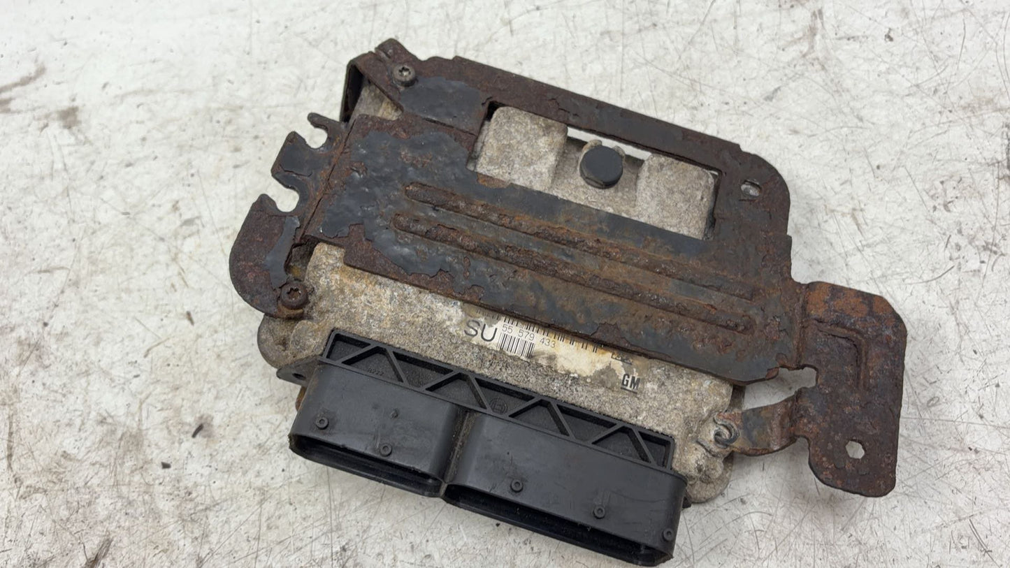 2010 Saab 9-3  Estate Engine ECU 22298671