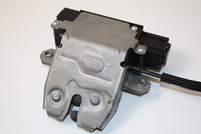2007 - 2015 Volvo S80   Bootlid Lock Actuator 6G9N-F442A66 AA